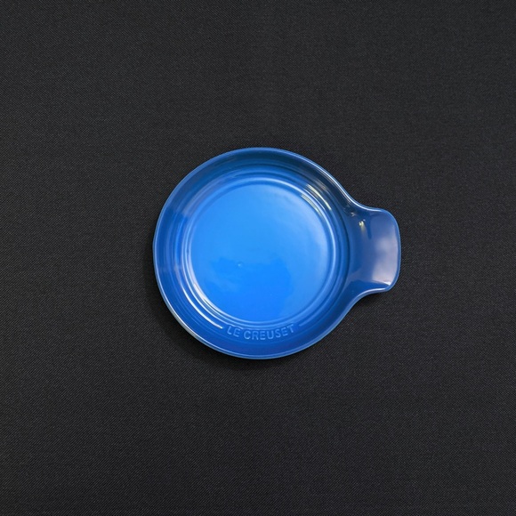 Le Creuset Other - LE CREUSET Signature Spoon Rest w/ Raised Logo MARSEILLE (Blue)